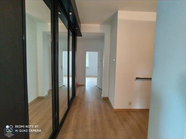 Sprzedam 4-pokojowe mieszkanie z garażem i balkonem lokal użytkowy Warszawa, Ursynów, Stokłosy, Pasaż Ursynowski