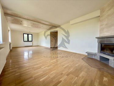 Polecam unikalny dom 282 m² z dużą działką i potencjałem dom Włodzimierz