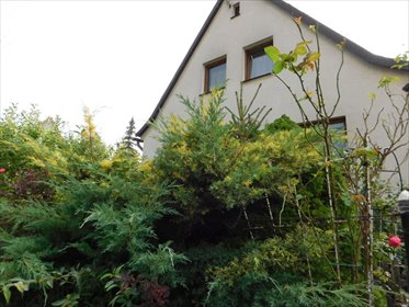 Do sprzedania przestronny dom 120 m² z garażem i ogrodem dom Bystrzyca Kłodzka