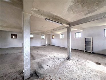 Na sprzedaż solidny budynek gospodarczo-rolny 200 m² w Smolniku lokal użytkowy Smolnik