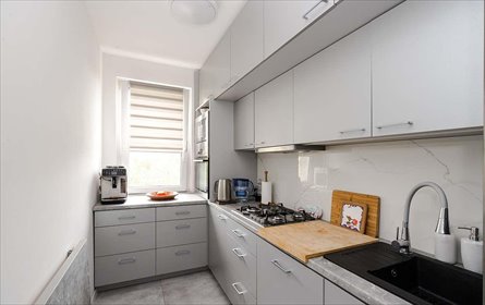 Przestronne 2-pokojowe mieszkanie z balkonem i dużą ilością szaf mieszkanie Warszawa, Mokotów, al. Aleja Wilanowska