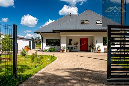 Nowoczesny dom 178 m2 w Kowalowej z ogrodem i tarasem dom Kowalowa