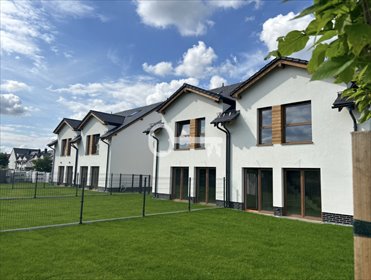 Nowoczesny dom 142 m² z ogrodem i garażem (Wrocław-Krzyki) dom Wrocław
