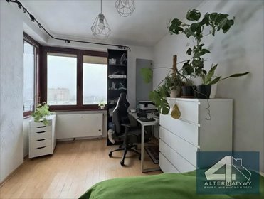 Przestronne 3-pokojowe mieszkanie z 2 balkonami na ostatnim piętrze mieszkanie Kraków, Bobrzyńskiego