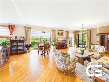 Dom wolnostojący 207 m², nowoczesny, gotowy do zamieszkania dom Bystre, Chabrowa