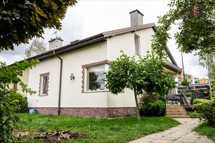 Zapraszam do obejrzenia nowoczesnego domu z fotowoltaiką i garażem dom Świdnik, Klonowa