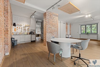 Przestronny loft z ogrodem, garażem i unikalnym wnętrzem mieszkanie Warszawa, Praga-Południe, Saska Kępa, Angorska