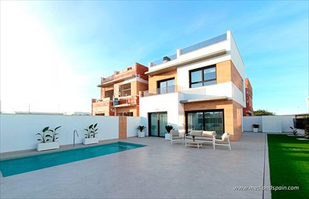 dom na sprzedaż 138m2 dom Benijófar