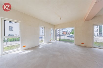 Na sprzedaż przestronne 4-pokojowe mieszkanie z ogródkiem i 2 parkingami mieszkanie Piła, Górne, Kołobrzeska