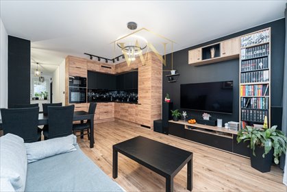 Przestronne 132 m² z balkonem, garażem i 5 sypialniami mieszkanie Marki, Akacjowa 19
