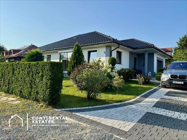 Dom wolnostojący 207 m², nowoczesny, gotowy do zamieszkania dom Bystre, Chabrowa