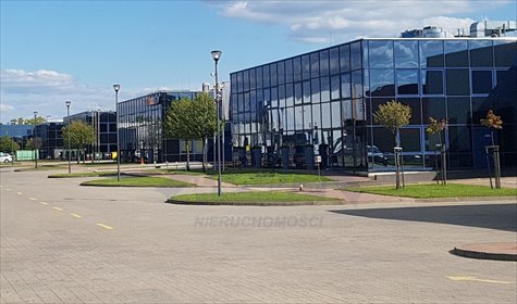 Magazyn 1376 m2 z biurem, dokiem i parkingiem. magazyn Warszawa