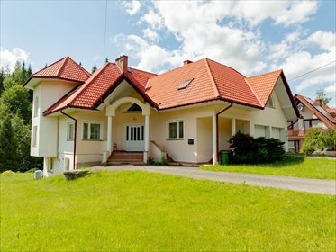 Przestronny dom z dwoma segmentami i dużą działką polecam! dom Nowy Targ, Osiedle Gazdy