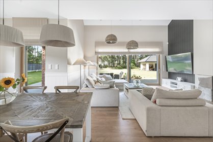 Nowoczesny dom z lasem, 267 m², garaż, wysoki standard dom Bojano