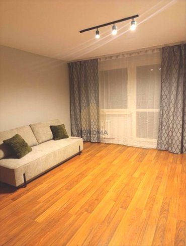 Umeblowane 25 m² w Wałbrzychu - blisko sklepów i komunikacji mieszkanie Wałbrzych