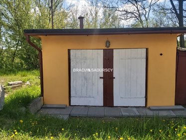 Garaż murowany z kanałem i elektrycznością - Chrzanów garaż Chrzanów, Kolonia Fabryczna