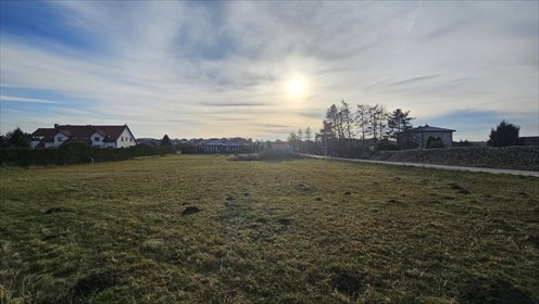 Działka 23,3 a z dostępem do asfaltu, media, spokojna okolica działka Kalinówka