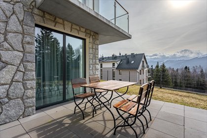 Przestronny apartament z tarasem i widokiem na Szrenicę mieszkanie Szklarska Poręba