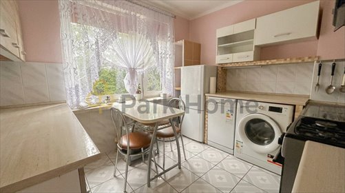 Sprzedam 2-pokojowe mieszkanie 47,1 m² z balkonem w Tomaszowie mieszkanie Tomaszowo