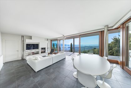 Sprzedam luksusową willę 204 m² z panoramicznym widokiem na Zatokę Salò dom Salò