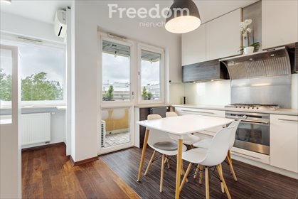 Przestronne 34,2 m² z klimatyzacją - wysoki standard mieszkanie Warszawa, Indiry Gandhi