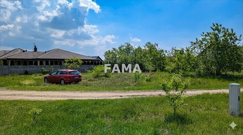 Działka budowlana 1423 m² z warunkami zabudowy, ogrodzona działka Kruszyn, Topolowa