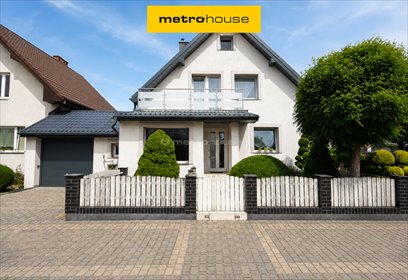 Do sprzedania komfortowy dom 183 m² z ogrodem i tarasem dom Kołobrzeg, Szelburg-Zarembiny
