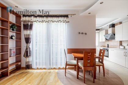 Wynajmę komfortowe 54 m² dwupokojowe mieszkanie z balkonem i parkingiem mieszkanie Kraków, Stare Miasto, Napoleona Cybulskiego