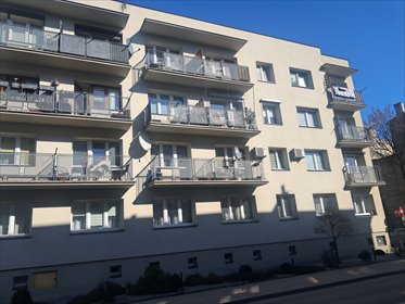 Przestronne 3-pokojowe mieszkanie z balkonem i piwnicą mieszkanie Kalisz