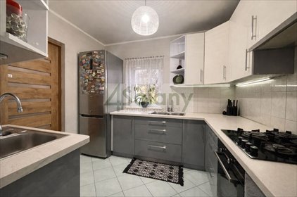 Do sprzedania przestronny dom 180 m² z garażem i ogrodem dom Dziekanów Leśny