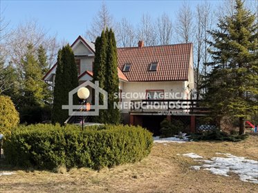 Dom inwestycyjny nad jeziorem Gowidlińskim z bali dom Gowidlino