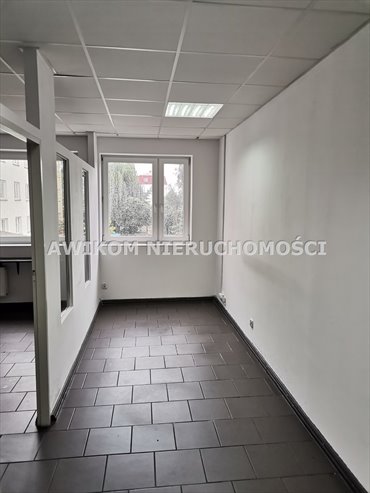 Biuro 44m² z parkingiem i magazynami w Skierniewicach polecam lokal użytkowy Skierniewice