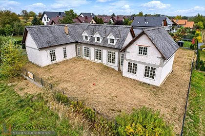 Rezydencja 246 m² w Bibicach (stan surowy zamknięty) dom Bibice