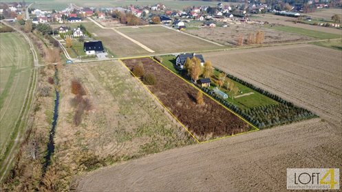 Na sprzedaż działka 37 arów z warunkami zabudowy w Pawęzowie działka Pawęzów