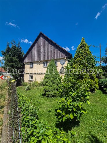 Urokliwy dom 126 m² z potencjałem w Pławnej Dolnej. dom Pławna Dolna