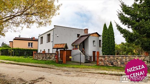 Dom z dużym ogrodem i nowoczesnym remontem dom Połczyn-Zdrój