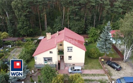 Przestronny dom z kominkiem i balkonami przy lesie dom Modrzyca, Konwaliowa