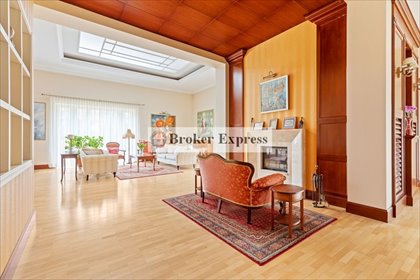 Luksusowy dom 768 m2 z relaksem i funkcjonalnością dom Zalesie Górne