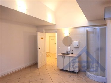 Sprzedam lokal usługowy 350 m² na Targówku z możliwością adaptacji lokal użytkowy Warszawa, Targówek