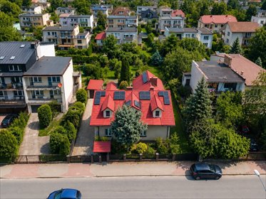 Przestronny dom z ogrodem, stawem i fotowoltaiką dom Kielce, Centrum, Zagórska