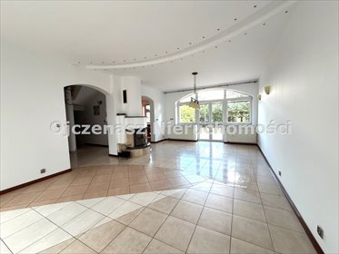 Sprzedam przestronny dom 309 m² z ogrodem i garażem w Osielsku dom Osielsko