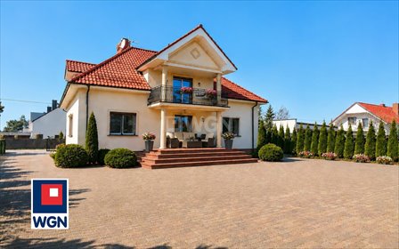 Przestronny dom 6 pokoi, 3 łazienki, ogród i garaż dom Rawicz, Sierakowo, Dożynkowa