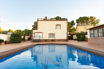 Przestronna willa 7 pokoi z basenem i studio w Los Balcones dom Los Balcones, Costa Blanca