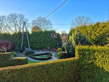 Przestronny dom z budynkiem usługowym i ogrodem w Kikole dom Kikół