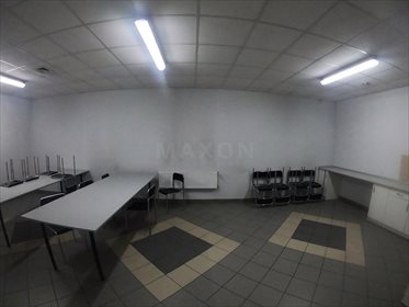 Lokal użytkowy na wynajem Regnów 8 500m2 Foto 3