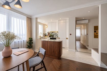 Do sprzedania przestronne 4-pokojowe mieszkanie 66 m² z panoramicznym widokiem na Warszawę mieszkanie Warszawa, Praga-Północ, Targowa