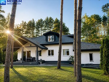 Nowoczesny dom w lesie 170 m2, taras, 4 sypialnie dom Wolica