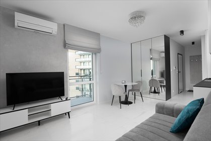 Nowoczesne 26m2 z balkonem, klimatyzacja, blisko Blue City mieszkanie Warszawa, Włochy, Włochy
