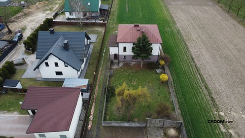 Urokliwy dom 180 m² z dużą działką i garażem dom Jedlnia-Letnisko, Średnia