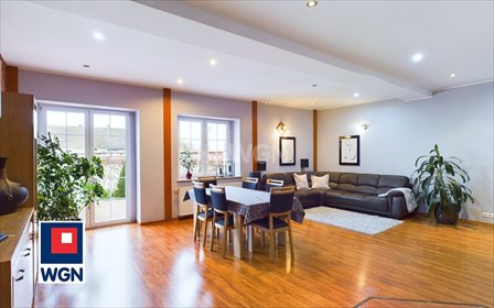 Przestronny 240m2 dom z antresolą, tarasem i ekologicznym ogrzewaniem dom Bucze, Bucze